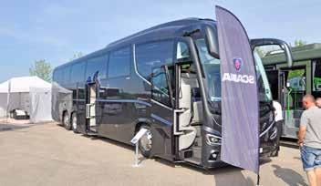 modellje, az S 531 DT Harminc használt, kilenchónapos Volvo 9700-ast értékesített a Volvo Hungária Kft. a VOLÁN Buszpark Kft.
