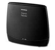 com/gigasets45 Gigaset-Mobilteil E45 u Por- és cseppálló ház u Világító színes kijelző (4096 szín) u Világító billentyűzet u Kihangosítás u Többszólamú csengődallamok u Telefonkönyv körülbelül 150