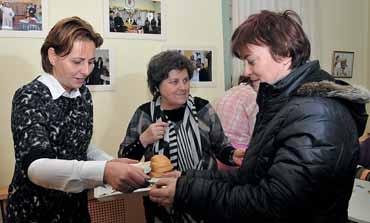 wojtyla2016jo.qxd 2016.03.04. 11:33 Page 4 4 Városházi vendégek A Wojtyla Házba gyakran tesz látogatást Szemereyné Pataki Klaudia polgármester asszony. Legutóbb Engert Jakabné képviselõ és dr.