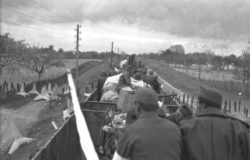 5. A vasútépítő zászlóaljak tevékenysége és a páncélvonatok előrevonása A délvidéki hadművelet során a 3.