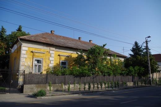 Helyi védett épületek 24 1534 Kossuth utca 18. Lakóház (dr.