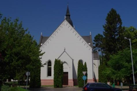 Helyi védett épületek 3 2643 Luther tér Evangélikus templom Helyi védett