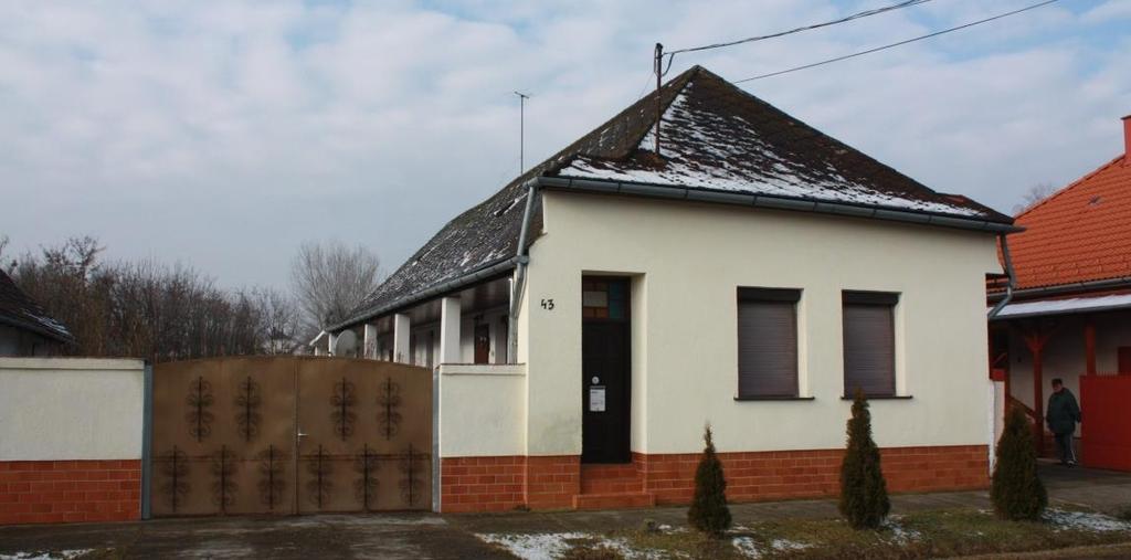 Németkéren nem alakult ki uralkodó típus, napjainkban a zárttá való alakítás szándéka