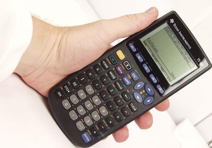 62 Texas Instruments TI-89: a grafikus számológépek közül a tesztgyõztes Teszt: Programozható kalkulátorok Tan-tárgyak Két évtizede a szinusz-koszinusz értékek számításához a Négyjegyû