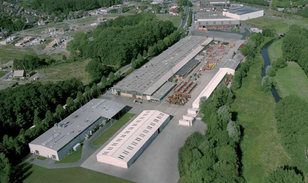 értékesítése, gyárterület 100 000 m², 220 alkalmazott, modern rendszerek és gyártó létesítmények, a modern