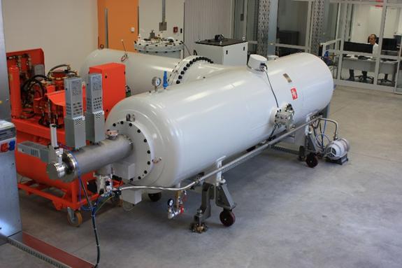 AZ MTA ATOMMAGKUTATÓ INTÉZETÉNEK 60 ÉVE A jövő: az új Tandetron gyorsító A távolabbi jövő feladatai jelenleg még csak a gondolkodás szintjén fogalmazódnak meg.