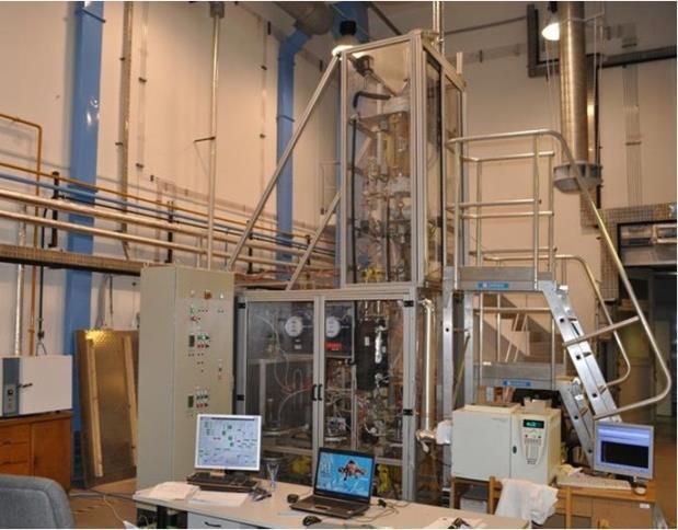 Quality improving of fuels and lubricants Hydrocarbon products with high hydrogen content (methane from alternative sources, fuels rich in isoparaffins from crude oil and