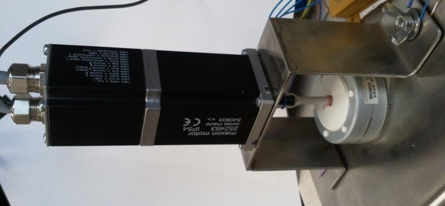 Sensorless PMSM drive Replace position and speed sensors