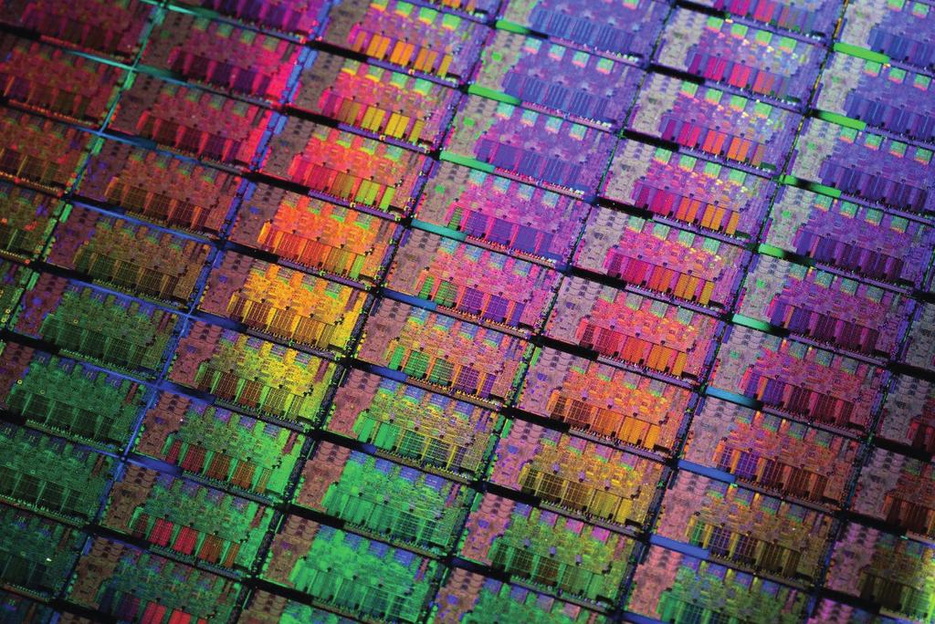Címlapsztori A processzorgyártó újdonságai 2011-re Megérkezett az Intel Sandy Bridge Két évvel a Nehalem architektúra bemutatása után a gyártó ismét egy olyan processzorsorozattal állt elő, amelyre