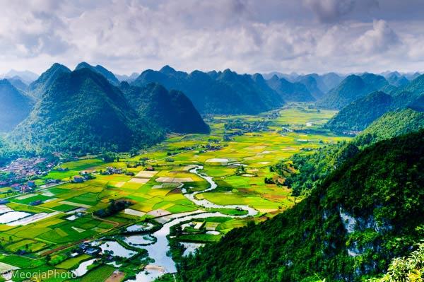 HANOI ÉS KÖRNYÉKE PROGRAMOK Hanoi és környéke, a Halong öböl: Utazásunkat az elbűvölő Hanoiban kezdjük.