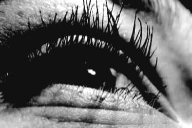 John SMITH John Smith's film, video and installation works have been shown in cinemas, art galleries and on television throughout the world and have been awarded major prizes at festivals in Hamburg,