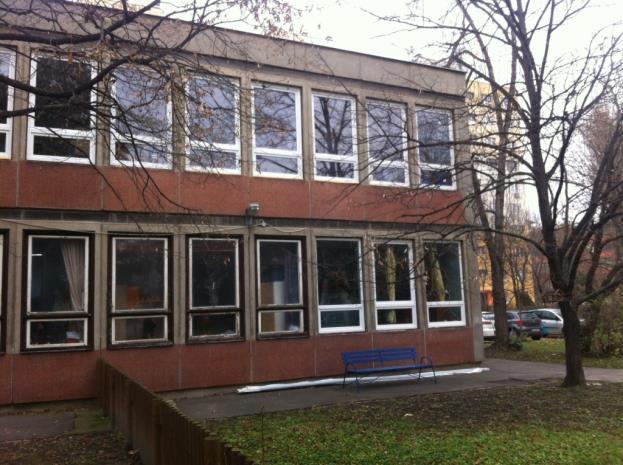 A földszinten a vizsgálat típusához igazodva külön teremben lesz lehetőség elvégezni a neurológiai, pszichiátriai vizsgálatokat, illetve a mozgásvizsgálatokhoz is külön tornaterem áll majd