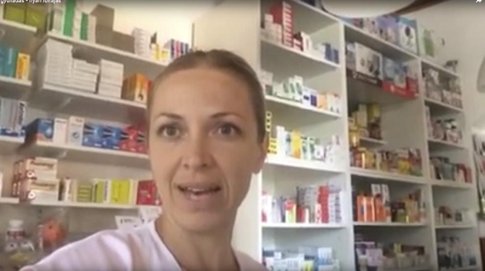 Ezért 2017 májusában elkezdtem videoblogokat készíteni és létrehoztam a gyógyszertárunk YouTube oldalát, ahová felkerültek a videók.