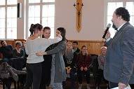 Ezek keretében biztosítja a lehetõséget arra, hogy a foglalkoztatást helyettesítõ támogatásban részesülõk a jogszabályban elõírt 30 napos munkavégzési kötelezettségüknek eleget tudjanak tenni.