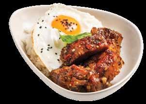 speciality with pork spar ribs, sweet soy sauce, fried egg, fresh chili and steamed rice 2.620 Ft Pad kra prow.