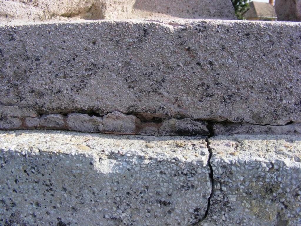 repedések egyéb