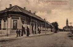 Mélykút, Községh áza, Corso