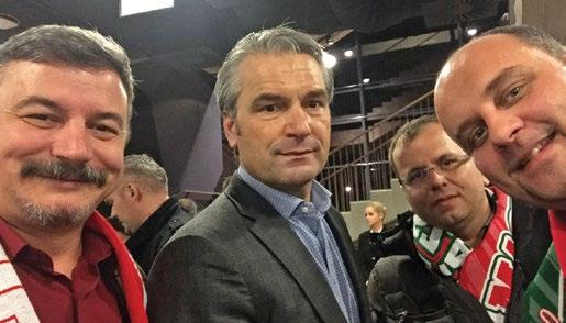 Később a gazdasági szférában helyezkedtem el, majd magánvállalkozó lettem és egy saját marketingcéget vezettem.