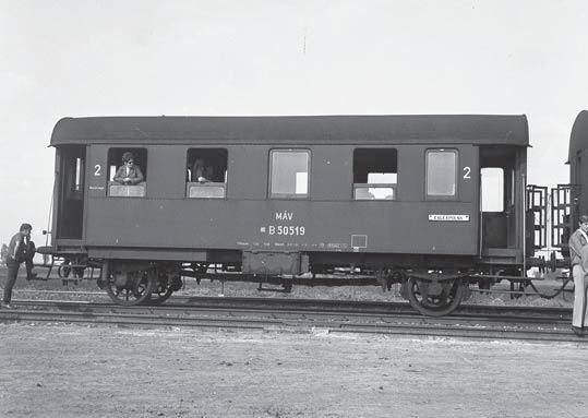 A Trianoni békediktátum értelmében elveszített kocsik közül a CSD Ci 4-4324-4410, a CFR a CM 84605 84780, a JDZ pedig a Ch 305XX - 30759 számcsoportba sorolta a MÁV eredetű, korábbi VIII e jellegű