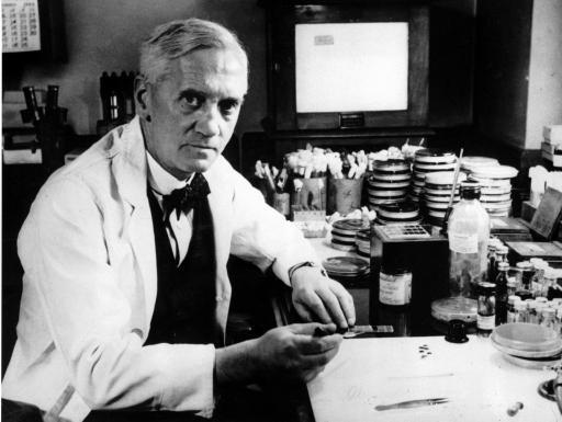 A penicillin felfedezése: Flemming 1942 Antibiotikumok: