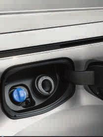 Specifikációk 48 49 Komfort és kényelem Biztonság és védelem Ford Easy