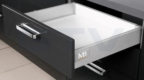 Csillapítós/Fékes Fém Fiókoldalak Modern Box (GTV) Magasság: 84 mm Anyag: Acél Teherbírás: 40 kg Szín: Fehér 250mm-es, teljes kihúzású, csillapítós / fékes, önbehúzós, dupla falú fém fiókoldal