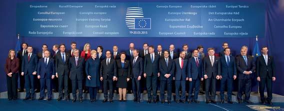 PARLAMENT EUROPEAN PARLIAMENT európai polgárok érdekeinek képviselete representing EU citizen interests társ-jogalkotó co-legislator alsóház lower chamber ÉRDEK a tagállami érdekek legmagasabb szintű