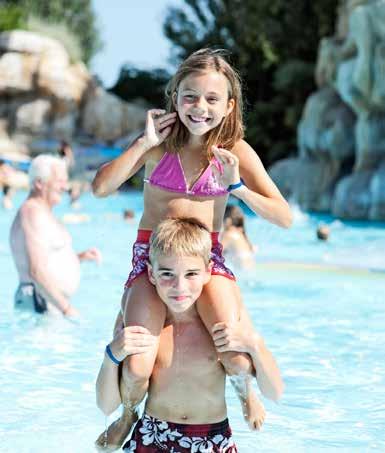 Hun adembenemde attracties en vele waterspelen maken je vakantie tot een onvergetelijke ervaring.