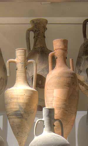 In het Museo Delta ntico is het allemaal te zien: archeologische opgravingen, waardevolle vazen, bijzondere voorwerpen uit de necropolis van Spina, marmer en de buitengewone lading van een Romeins
