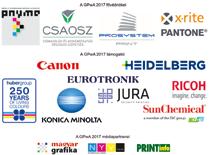 flexóval, öntapadós formában készítette el a Pátria Nyomda. Ezenkívül 2017.