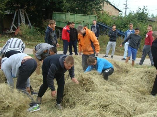 Az idei tanévben az igazgatói szünetek kiadásával a téli szünet hosszabbodik, kérdés, hogy ennek rövidülése esetén is kérik-e a diákok a második diáknapot.
