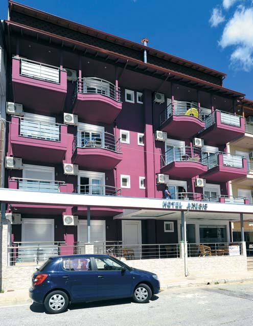 Központ: 600 m Strand: 300 m Klíma: 5 /nap PARALIA Anesis