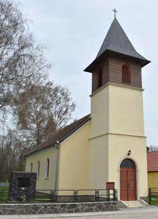 A 19. században inkább pusztaként tartották számon, mára egybeépült Tokorccsal. Tokorcs első okleveles említése - Tucurch néven - 1237-ből származik.