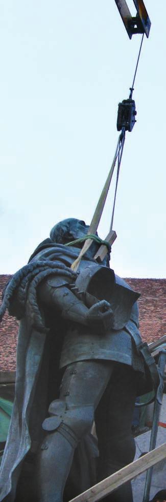 Content Cuprins Tartalom 1 2 11 16 24 32 36 40 48 TAKÁCS Enikõ Greetings *** Preambul *** Köszöntõ KOLOZSI Tibor Aspecte ale procesului de restaurare a statuilor de bronz ale grupului statuar Matia