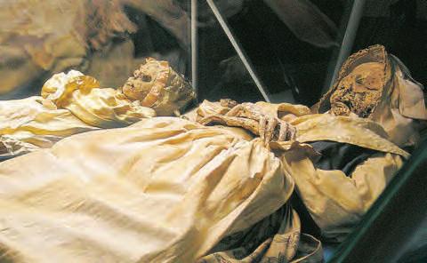 Múmiák a kriptákból A németországi Bajorországban van egy késő XIV. századi kastély, amelynek kriptájában több természetes múmiát is találtak.