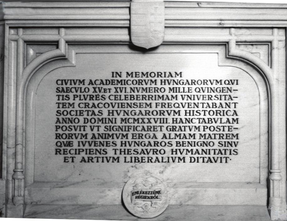 13. A magyar diákok emléktáblája a Krakkói Egyetemen, a Collegium Novum épületében 13.