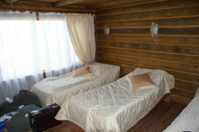 (nylonzsákok, jutazsákok, ragasztószalagok) A trófeákat (a
