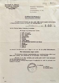 Otto Frank hónapok óta folytatott előkészületeket a Hátsó traktusban, ami a prinsengracht-i irodaépületének egy üresen álló része volt. Itt remélt elrejtőzni a családjával.