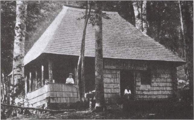 ) Aztán Máramarosi úti vázlatok című írása három részben jelent meg a MKE 1882., 1884. és 1885. évi évkönyveiben.