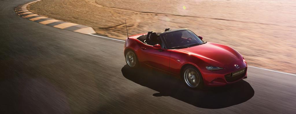 SKYACTIV TECHNOLÓGIA A Mazdánál elköteleztük magunkat a kiváló üzemanyag-hatékonyság, a környezetbarát károsanyag-kibocsátás és a