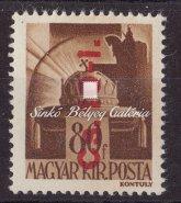 Because of a perforation leap the stamp at the bottom is bigger. 1946. Forint-ﬁllér, 30 ﬁllér értékjelzés nélkül Kikiáltási ár: 10.