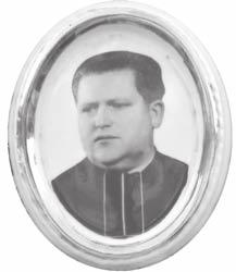 Miklós, Péter Egy el nem ismert ókatolikus lelkész az államszocializmus korában AN UNACKNOWLEDGED OLD CATHOLIC PRIEST DURING STATE SOCIALIST HUNGARY