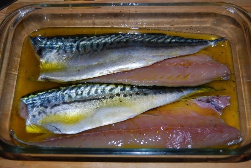 A halak és a tenger gyümölcseinek bolti árukezelése Raktározás: A friss előhűtött halak