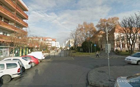 nehéz megközelítése nagyforgalmú utak közelsége többszintes közlekedési területek összefüggő városi szövet Jellegzetes