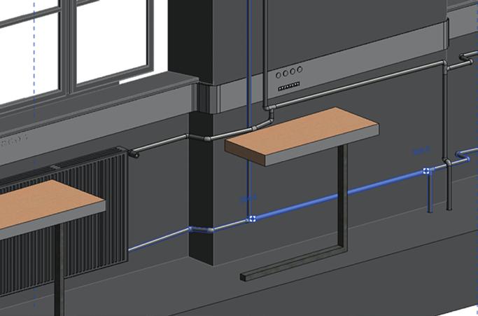 Jobbra: az átalakítások utáni állapot, a modellben kialakított fűtésrendszer elemei.