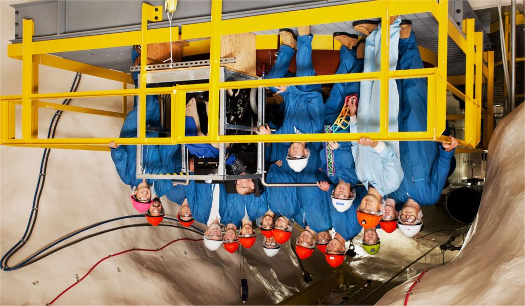 Az SNOLAB honlapján virtuális utazást tehetünk a laboratóriumbam [2], és egy film is bemutatja nekünk a helyet [3]. Kint tartózkodásom alatt látogatta meg az intézetet. ábra.
