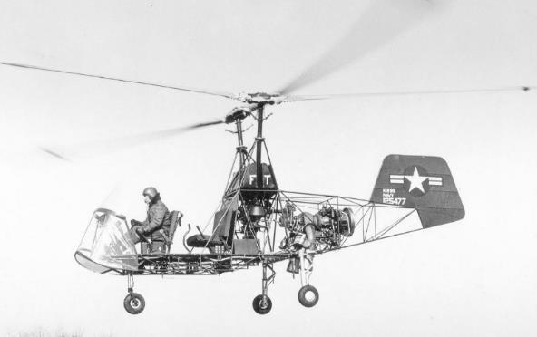 13. ábra: K-225 típusú szinkropter [16] és Boeing 502-2-es gázturbinás hajtómű [17] Rá kellett jönniük azonban, hogy a forgószárnyak működtetéséhez más típusú tengelyteljesítményt szolgáltató