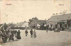 Tiszadob, vadász csónakban
