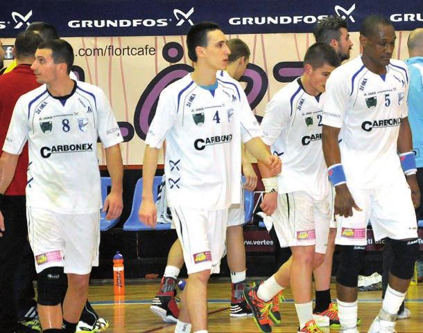 2013. április 12. Sport 17 Túl van a Grundfos a pihenőn és az előkészületi meccseken Készülnek a helyosztókra Lassan véget ér a hathetes pihenő az élvonalban.