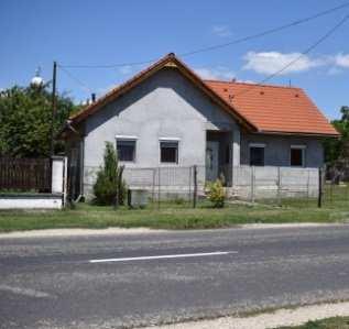 hangulatú.